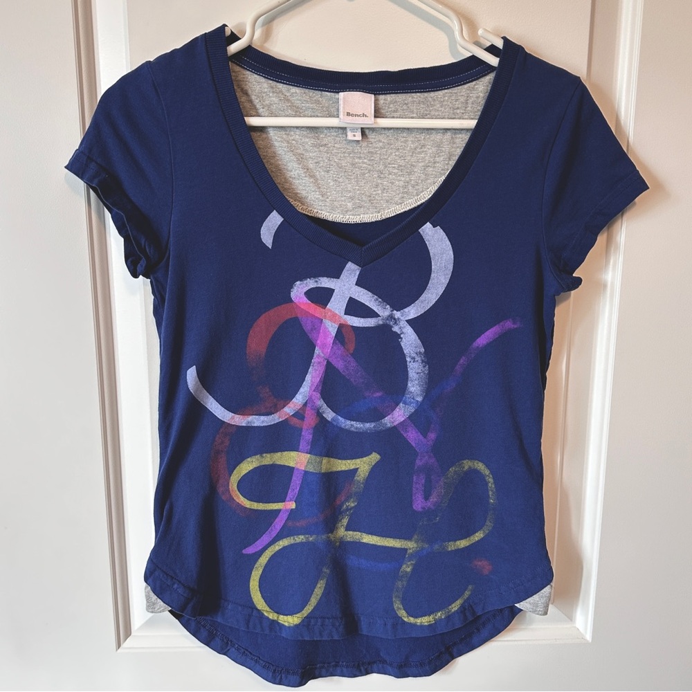 🔥 3/$15 Vintage BENCH swirl logo tee - small